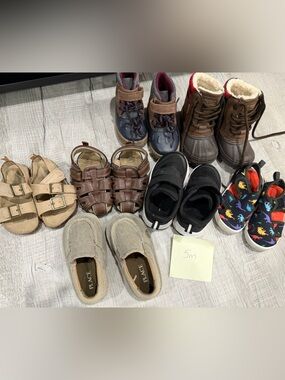 Place Kids Multi-Pair Shoe Lot with Beige, Brown, Black & Colorful Dino Slip-Ons